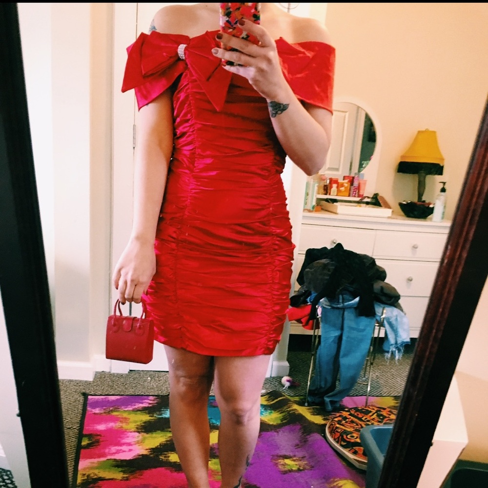 1980s Roberta Bridal Vibrant Red Gown